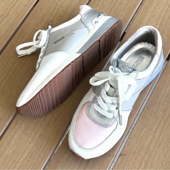 Michael Kors sneakers - Picture 7 of 8